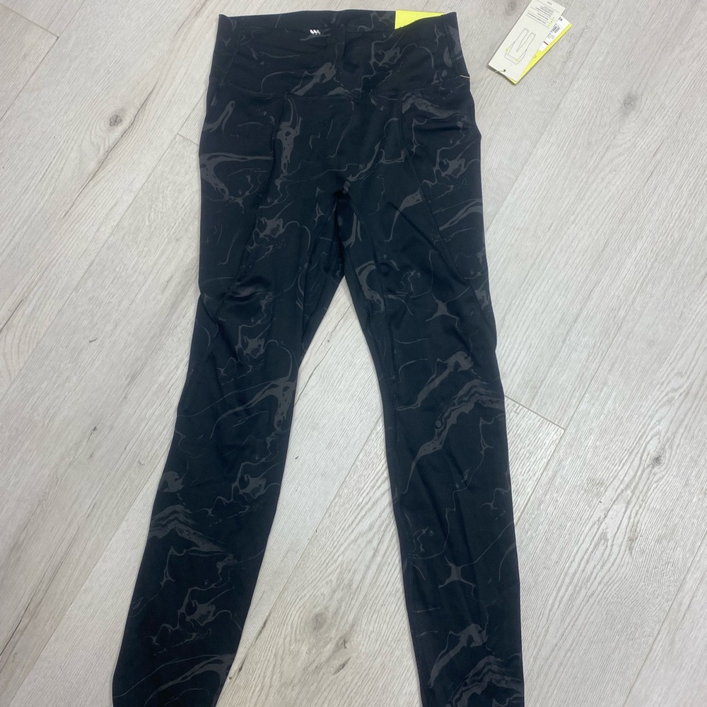 All in Motion Black Swirl Pattern Leggings